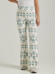 Women's Wrangler Retro Southwestern Print Lounge Pant in Antique White