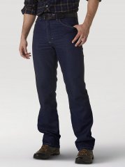 Wrangler Rugged Wear Stretch Regular Fit Jean in Denim