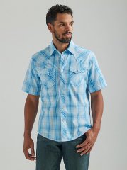 Men's Wrangler Fashion Snap Short Sleeve Western Snap Plaid Shirt in Baby Blue