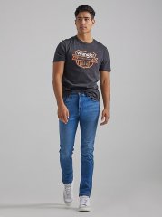 Men's Wrangler Larston Free To Stretch Jean in Rough Rider