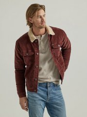 Men's Wrangler Sherpa Lined Corduroy Trucker Jacket in Bitter Chocolate