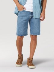 Men's Wrangler Authentics Relaxed Jean Short in Stonewash Light