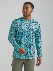 ATG By Wrangler Angler Men's Performance Sun T-Shirt in Ocean Camo